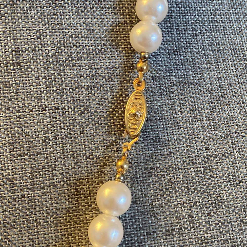 Elegant Costume Pearl Necklace (24”)